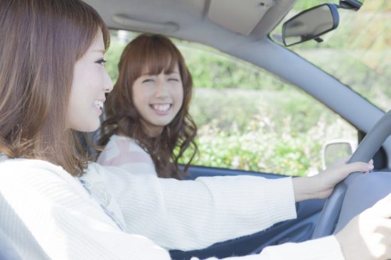 運転初心者の女性